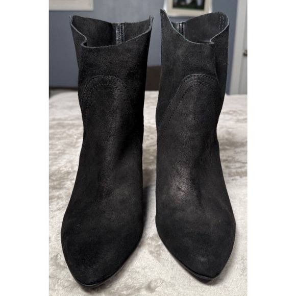 Vince Camuto Creestal Black Suede Pointed Toe Pull On Boots Womens Size 8.5 - Picture 2 of 8